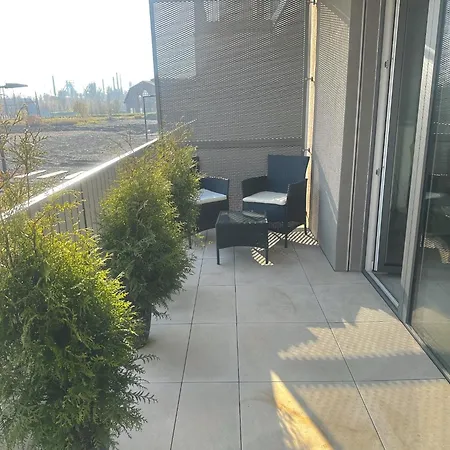 公寓 New In The With Parking Option 俄斯特拉发